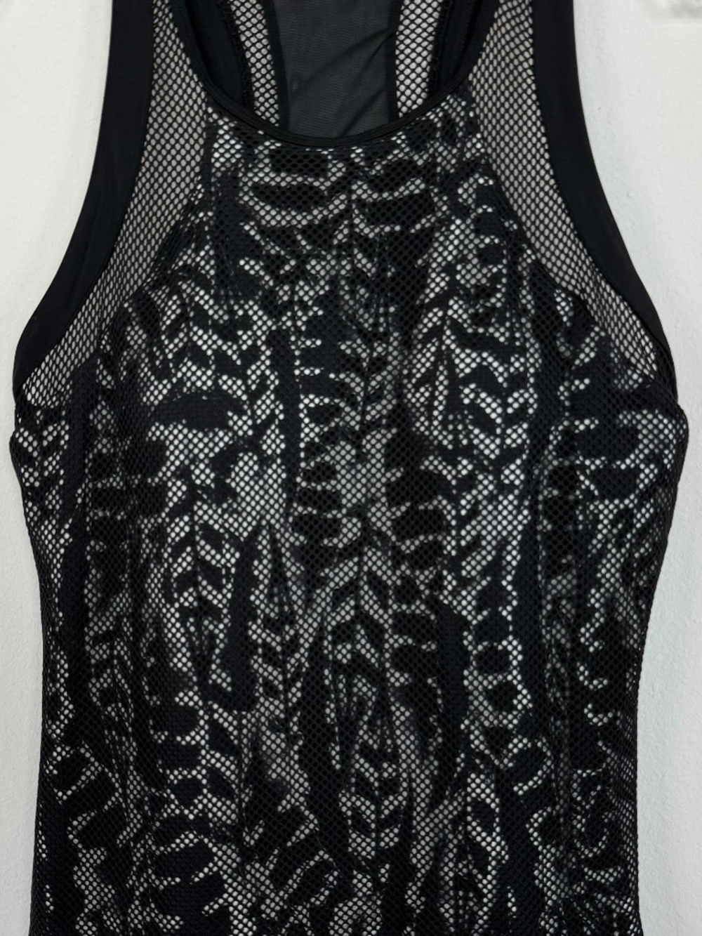 Swimsuits For All High Neck Chlorine Resistant Blk/Wht Racerback Tankini Top 16